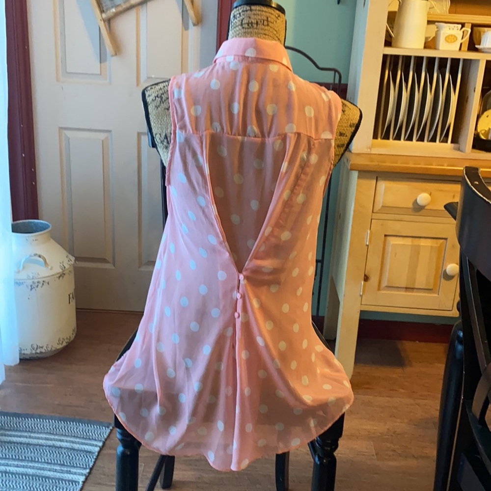 High low top! - Picture 2 of 2